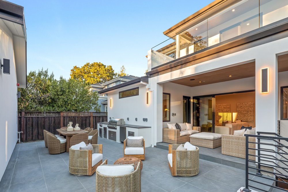 Rear patio with outdoor kitchen